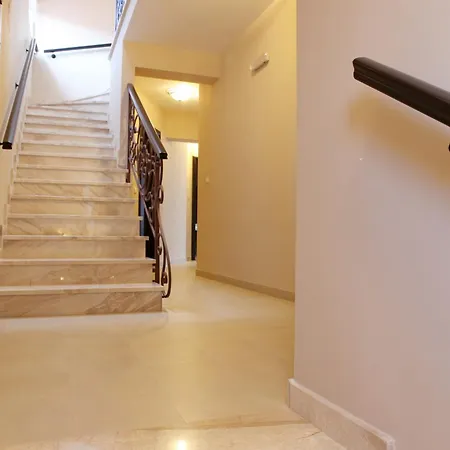 Tema Nova Centar Aparthotel 4*